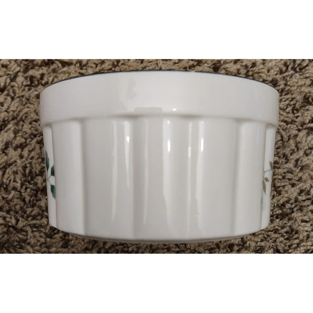 Pfaltzgraff winterberry stoneware
